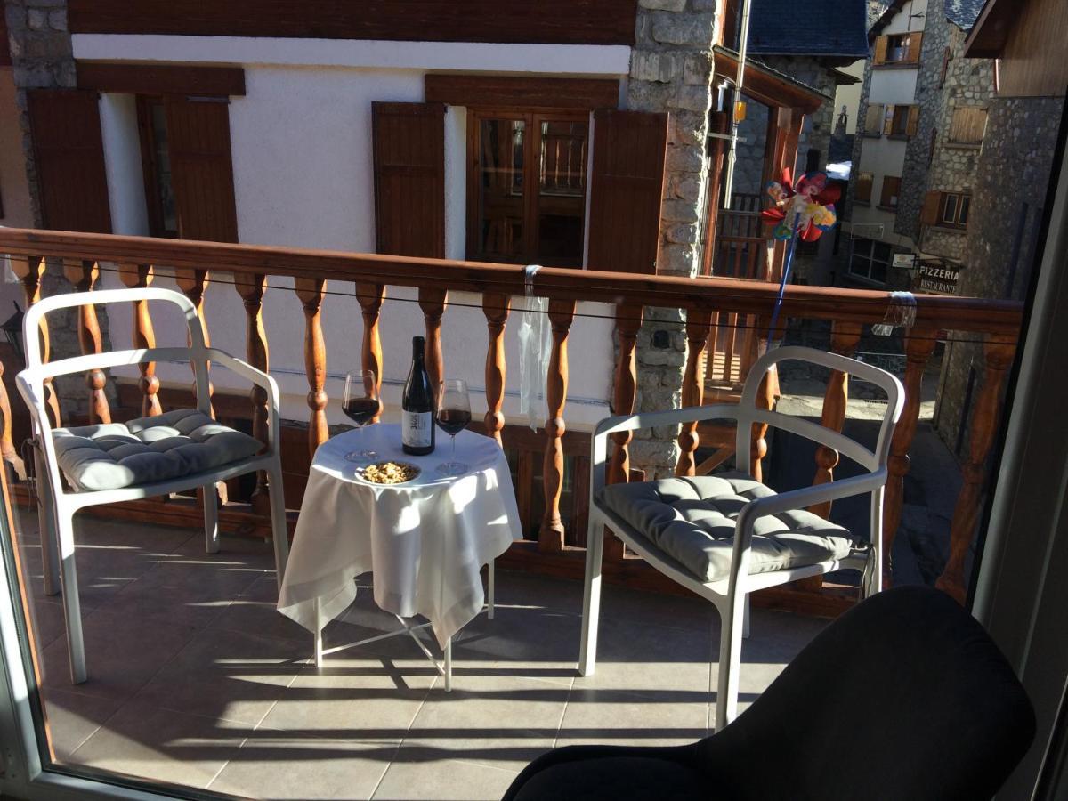 Apartamento UP BENASQUE FLOR de NIEVE Exterior foto